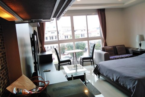 Studio dans le Condo à Pattaya, Thaïlande  № 204328
