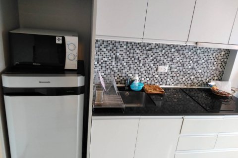 Estudio en el condominio en Pattaya, Tailandia № 204328 - foto 8