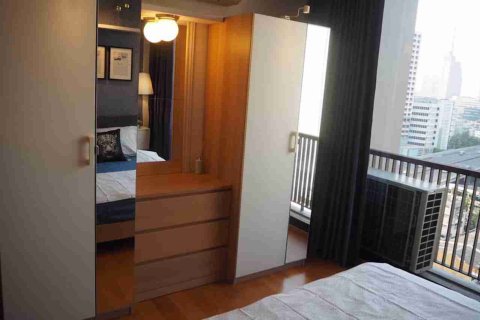 Condominio de 1 dormitorio en Thonburi, Bangkok, Tailandia № 183422 - foto 8