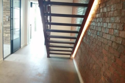 Condo à Bangkok, Thaïlande, 6 chambres № 143549 - photo 10