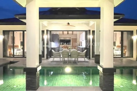 Casa de 3 dormitorios en Phuket, Tailandia № 209624 - foto 3