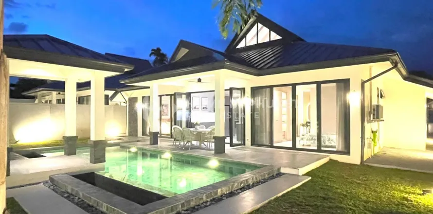 Casa de 3 dormitorios en Phuket, Tailandia № 209624