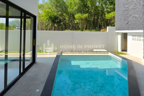 Casa de 4 dormitorios en Chalong, Tailandia № 209628 - foto 2