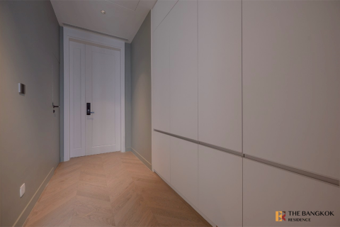 Condo in Bangkok, Thailand, 2 bedrooms  № 234034 - photo 4