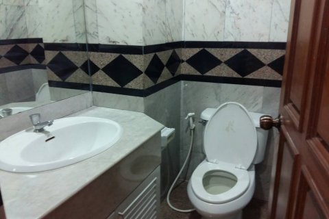 Condominio de 2 dormitorios en Bangkok, Tailandia № 143819 - foto 13