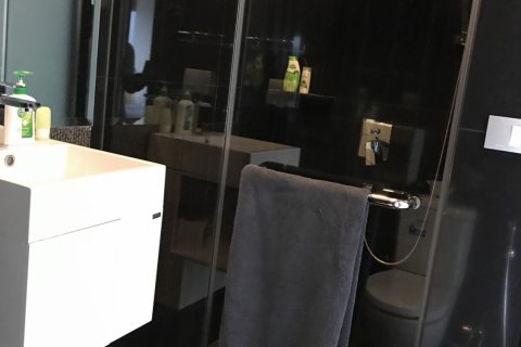 Condominio de 1 dormitorio en Bangkok, Tailandia № 143818 - foto 9
