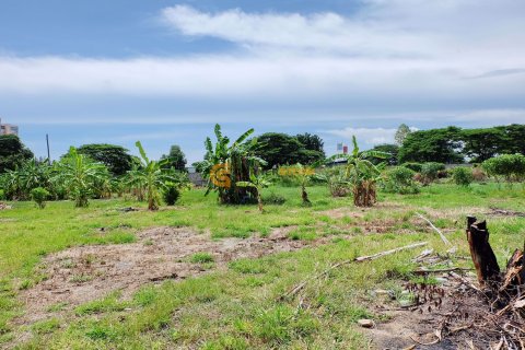 Terreno en Chonburi, Tailandia № 26407