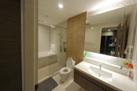 Condominio de 2 dormitorios en Bangkok, Tailandia № 144194 - foto 8
