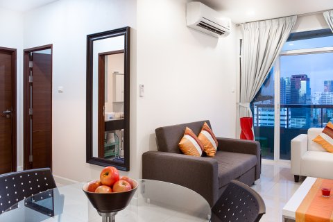 Condominio de 2 dormitorios en Bangkok, Tailandia № 144168 - foto 9