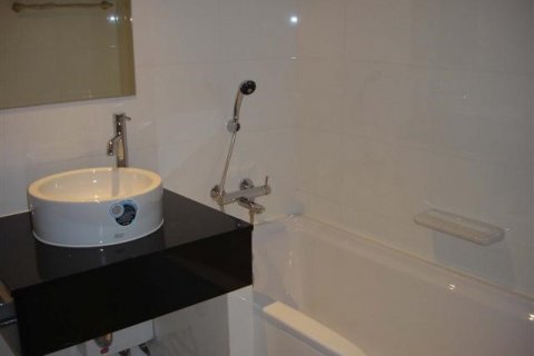 Condominio de 2 dormitorios en Bangkok, Tailandia № 144167 - foto 10