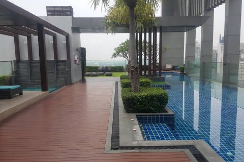 Condominio de 2 dormitorios en Bangkok, Tailandia № 144164 - foto 8