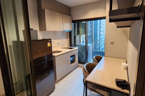 Condominio de 1 dormitorio en Ratchathewi, Bangkok, Tailandia № 50709 - foto 5