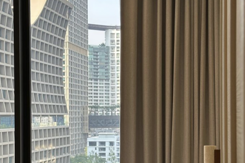 Muniq Langsuan in Bangkok, Thailand № 19115 - photo 7