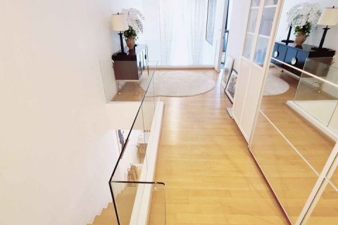Condominio de 2 dormitorios en Bangkok, Tailandia № 143699 - foto 5