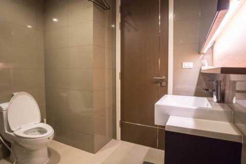 Condominio de 1 dormitorio en Bangkok, Tailandia № 143700 - foto 4