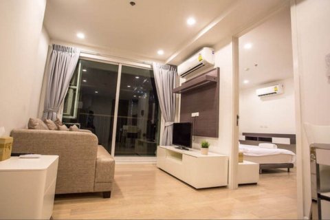 Eigentumswohnung in Bangkok, Thailand, 1 Schlafzimmer  № 143700