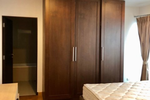 Condominio de 2 dormitorios en Sathon, Bangkok, Tailandia № 143698 - foto 11