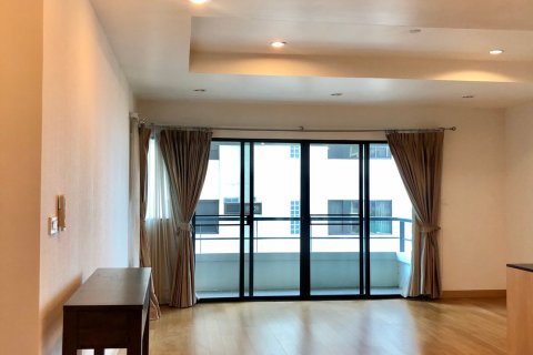 Condominio de 2 dormitorios en Sathon, Bangkok, Tailandia № 143698 - foto 2