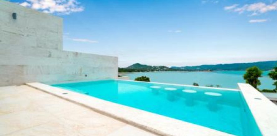 Chalet de 4 dormitorios en Surat Thani, Tailandia № 202867