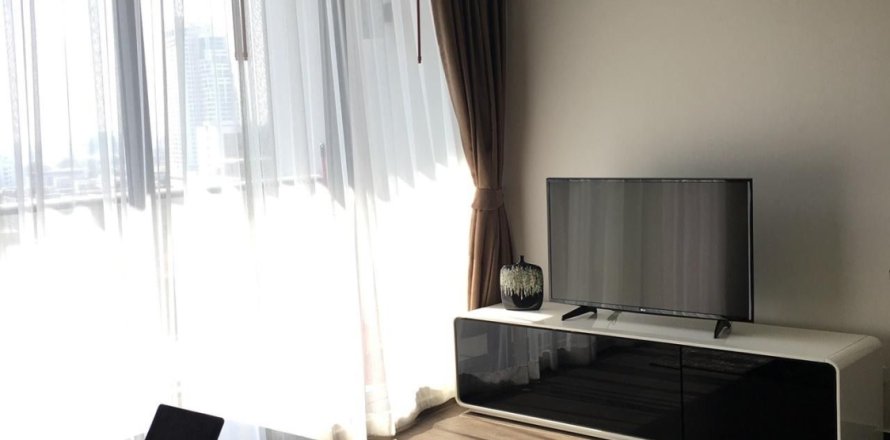 Studio dans le Condo à Khlong Toei, Bangkok, Thaïlande  № 163316