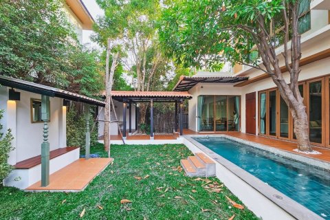 Chalet de 3 dormitorios en Hua Hin, Tailandia № 163319 - foto 15