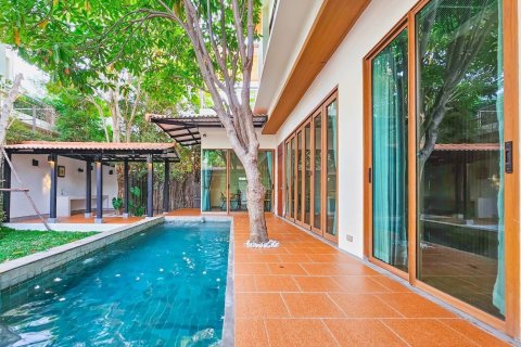 Chalet de 3 dormitorios en Hua Hin, Tailandia № 163319 - foto 16