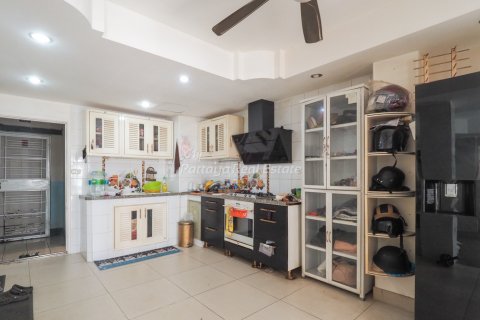 Condominio de 2 dormitorios en Bang Lamung, Tailandia № 205206 - foto 2