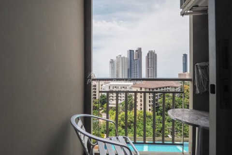 Condominio de 1 dormitorio en Bang Lamung, Tailandia № 205210 - foto 13