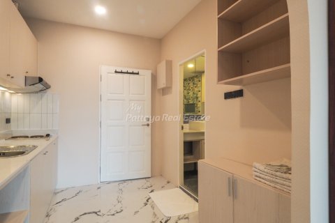 Estudio en el condominio en Bang Lamung, Tailandia № 205209 - foto 2