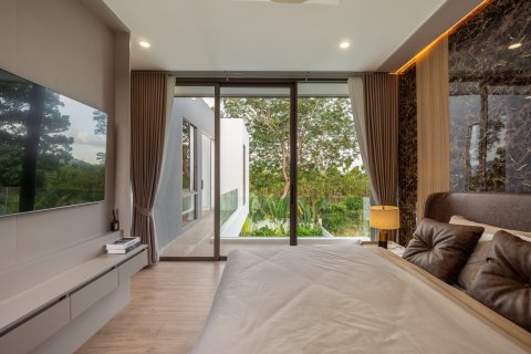 Chalet de 4 dormitorios en Kathu, Tailandia № 169937 - foto 9