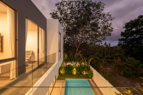 Chalet de 4 dormitorios en Kathu, Tailandia № 169936 - foto 20