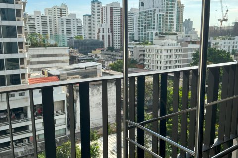 Estudio en el condominio en Watthana, Bangkok, Tailandia № 138652 - foto 7
