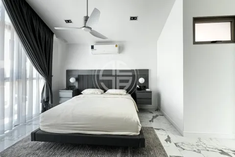 Chalet de 3 dormitorios en Phuket, Tailandia № 190779 - foto 12