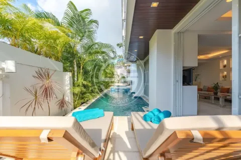 Chalet de 4 dormitorios en Patong, Tailandia № 190775 - foto 24