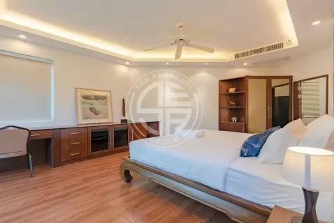 Chalet de 4 dormitorios en Patong, Tailandia № 190775 - foto 19