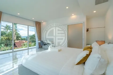 Chalet de 4 dormitorios en Patong, Tailandia № 190775 - foto 17