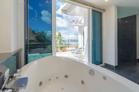 Chalet de 4 dormitorios en Patong, Tailandia № 190775 - foto 11