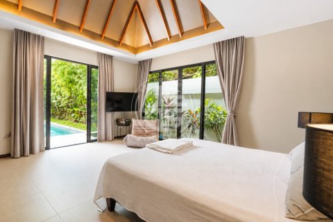 Chalet de 4 dormitorios en Phuket, Tailandia № 190780 - foto 4