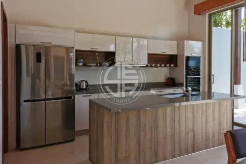 Chalet de 3 dormitorios en Phuket, Tailandia № 190776 - foto 3