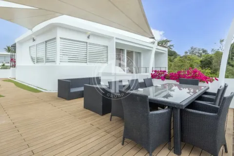 Chalet de 4 dormitorios en Phuket, Tailandia № 190778 - foto 10