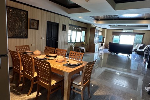 Condominio de 3 dormitorios en Pattaya, Tailandia № 157946 - foto 5