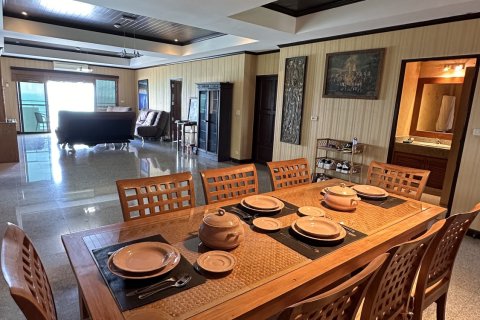 Condominio de 3 dormitorios en Pattaya, Tailandia № 157946 - foto 9