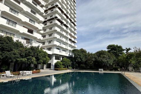 Condominio de 3 dormitorios en Pattaya, Tailandia № 157946 - foto 18