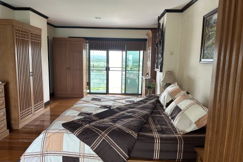 Condominio de 3 dormitorios en Pattaya, Tailandia № 157946 - foto 3