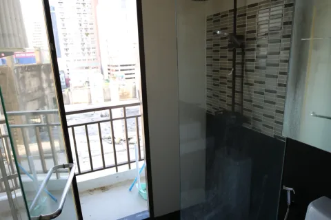 Condominio de 1 dormitorio en Khlong Toei, Bangkok, Tailandia № 205316 - foto 4
