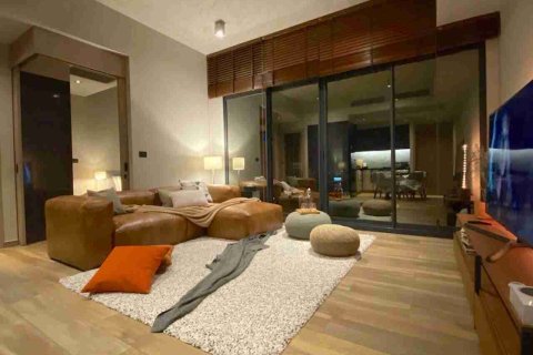 Condo in Bangkok, Thailand, 2 bedrooms  № 183688