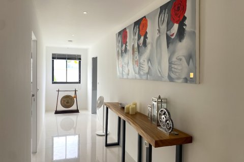 Casa de 6 dormitorios en Ko Samui, Tailandia № 75676 - foto 12