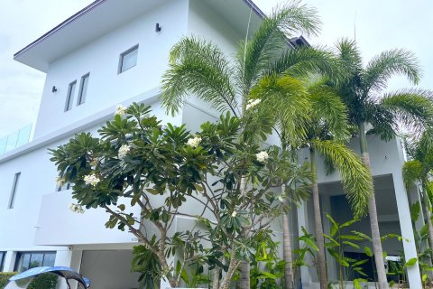 Casa de 6 dormitorios en Ko Samui, Tailandia № 75676 - foto 19