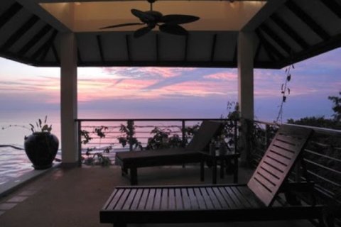 Chalet de 4 dormitorios en Ko Samui, Tailandia № 180148 - foto 10