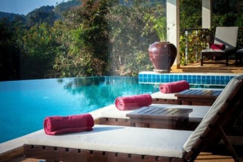 Chalet de 4 dormitorios en Ko Samui, Tailandia № 180148 - foto 7